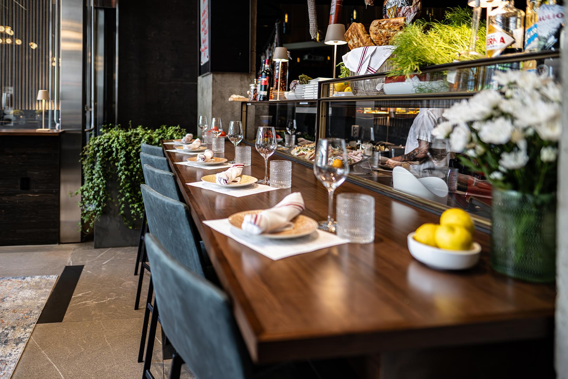 Dine - Image 9